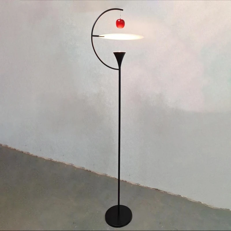 Lampada da terra Apple di desi - Photography Lighting Design recensione e prezzo
